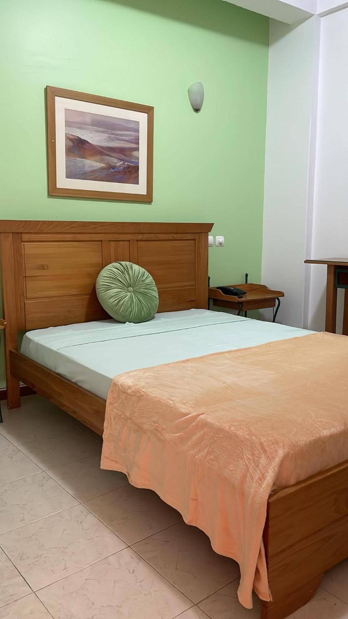Felicidade Hotel Πράγια Εξωτερικό φωτογραφία