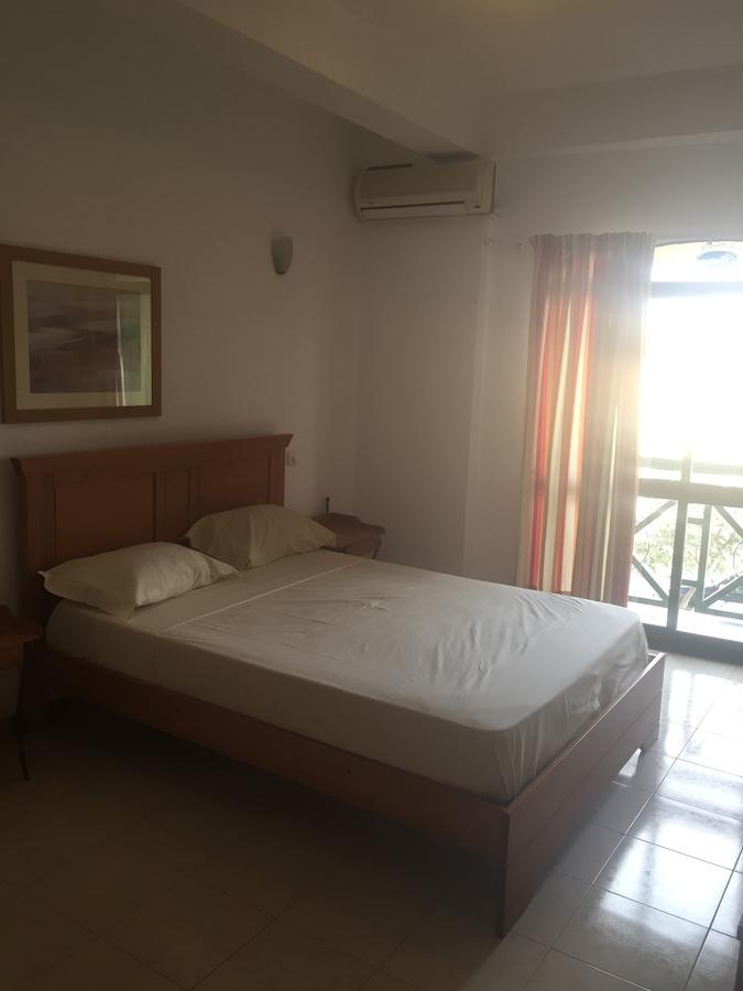Felicidade Hotel Πράγια Εξωτερικό φωτογραφία